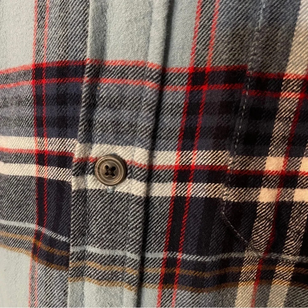 Eddie Bauer Men’s Button Down‎ Flannel Blue Plaid Size XL - Picture 9 of 13